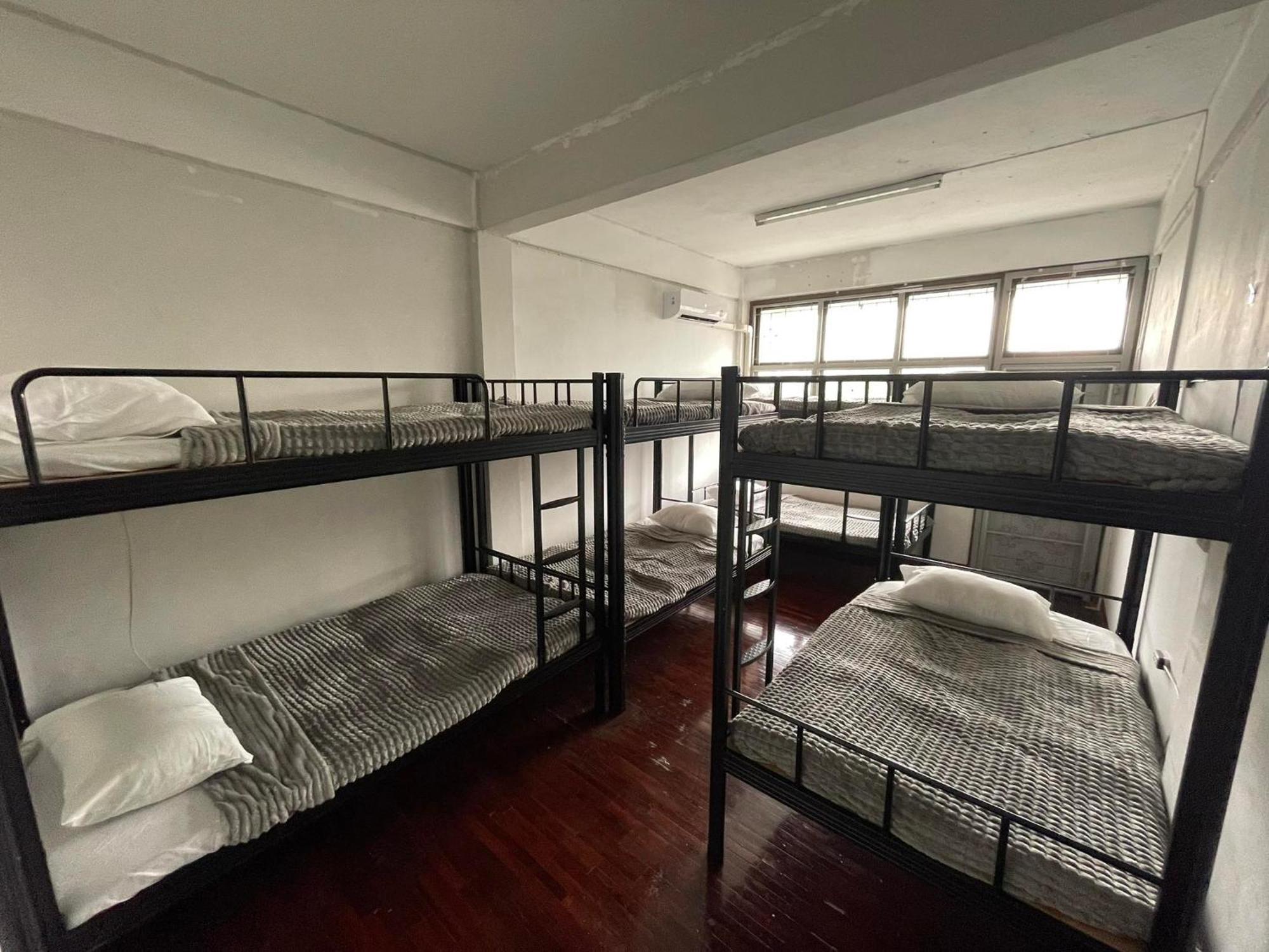 Happy Hope Hostel Bangkok Exterior photo
